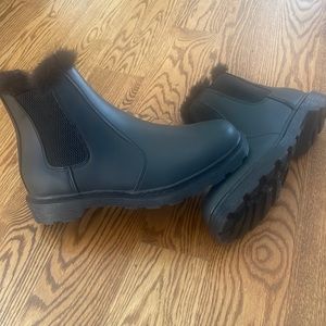 Brand New men’s boots